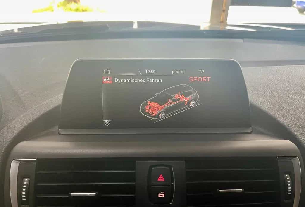 BMW 1 Series 118i Auto. M Sport|Sitzheizung|Navi|PDC|LED 06/2016-photo-43