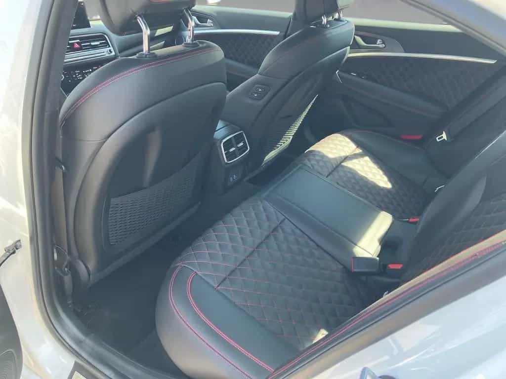 Genesis G70 2,2 Diesel RWD Sport vom Genesis Vertragspar 11/2024-photo-9
