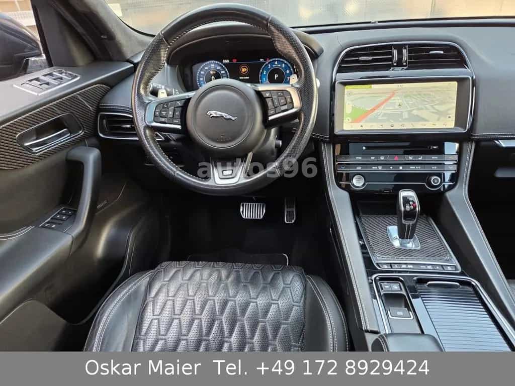 Jaguar F-Pace SVR AWD Automatik PANO 360° Sitzkühlung 04/2019-photo-21