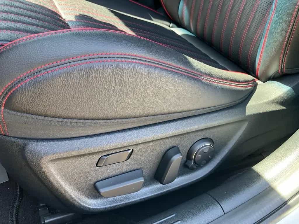 Genesis G70 2,2 Shootingbrake Diesel RWD Sport vom Genes 11/2024-photo-14