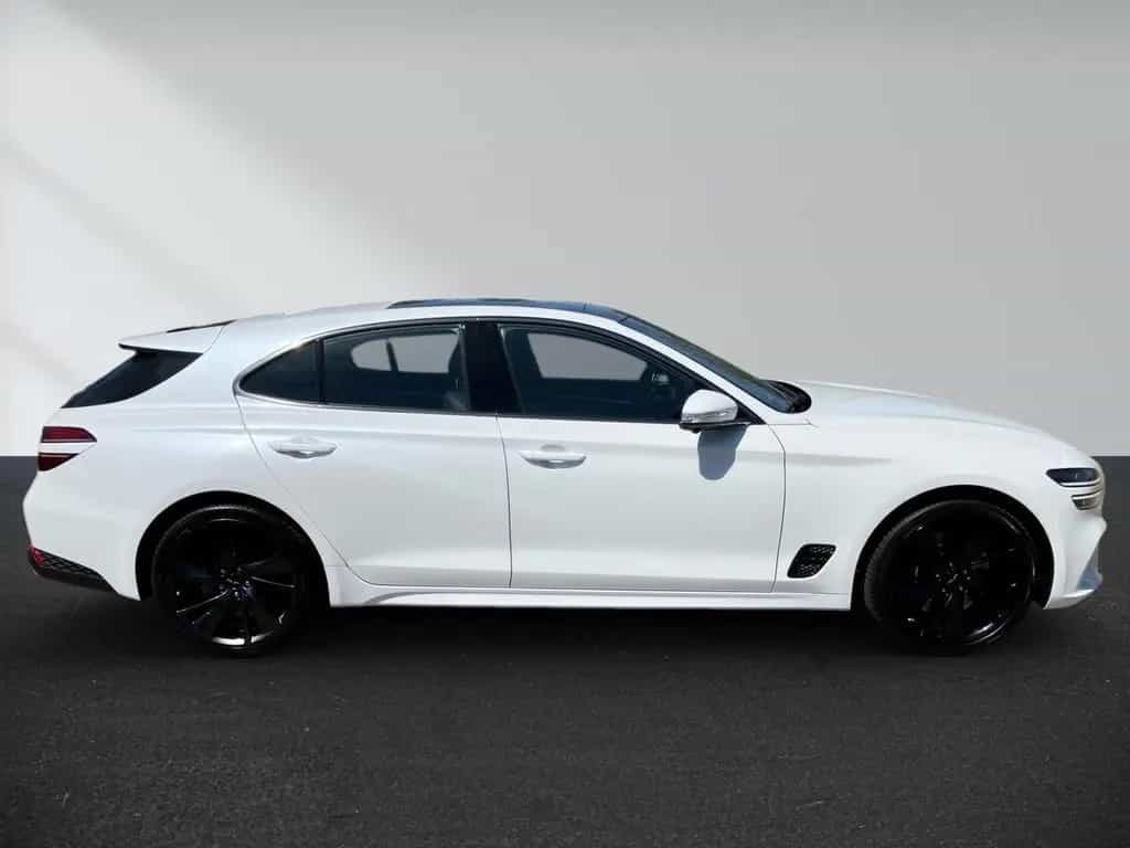 Genesis G70 2,2 Shootingbrake Diesel RWD Sport vom Genes 11/2024-photo-3