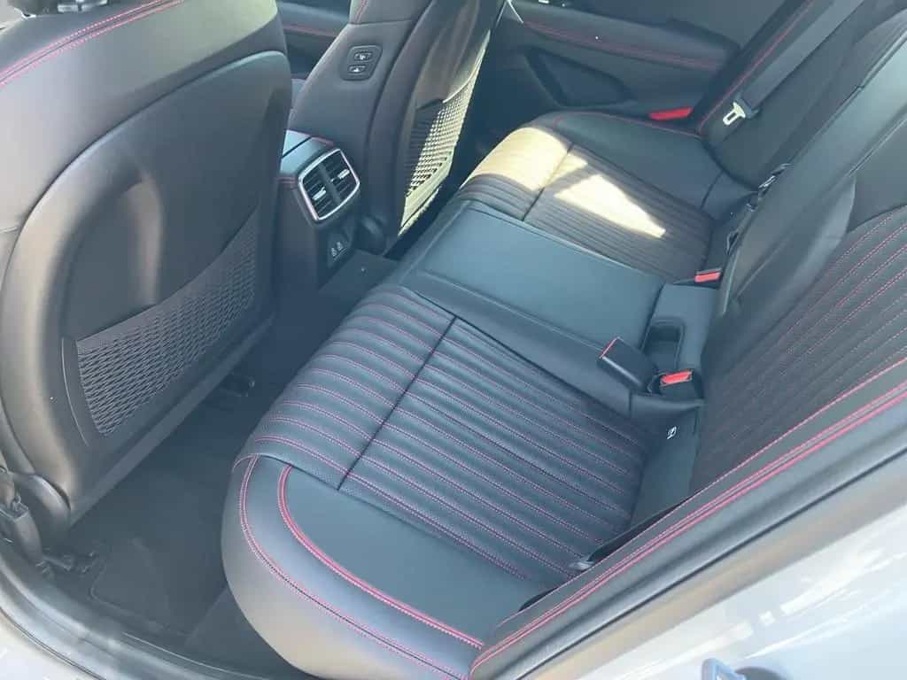 Genesis G70 2,2 Shootingbrake Diesel RWD Sport vom Genes 11/2024-photo-9