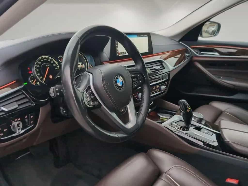 BMW 5 Series 540i xDrive LuxuryLine~NightVis~Pano~HuD~Driv.As 11/2017-photo-11