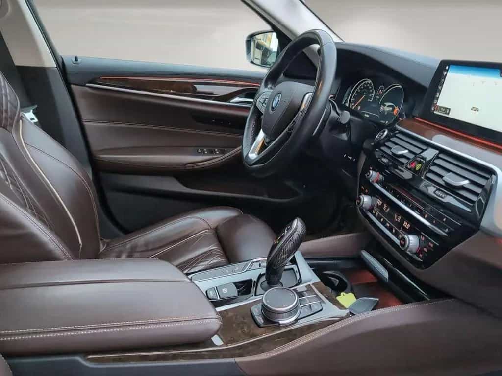 BMW 5 Series 540i xDrive LuxuryLine~NightVis~Pano~HuD~Driv.As 11/2017-photo-20