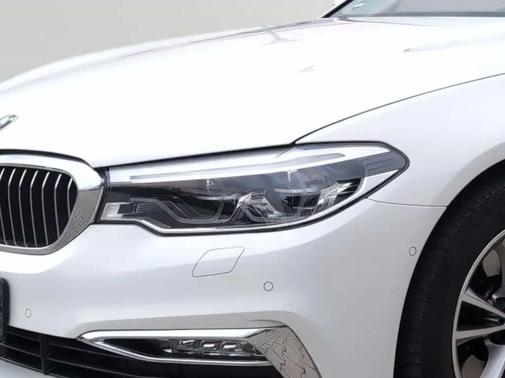 BMW 5 Series 540i xDrive LuxuryLine~NightVis~Pano~HuD~Driv.As 11/2017-photo-6