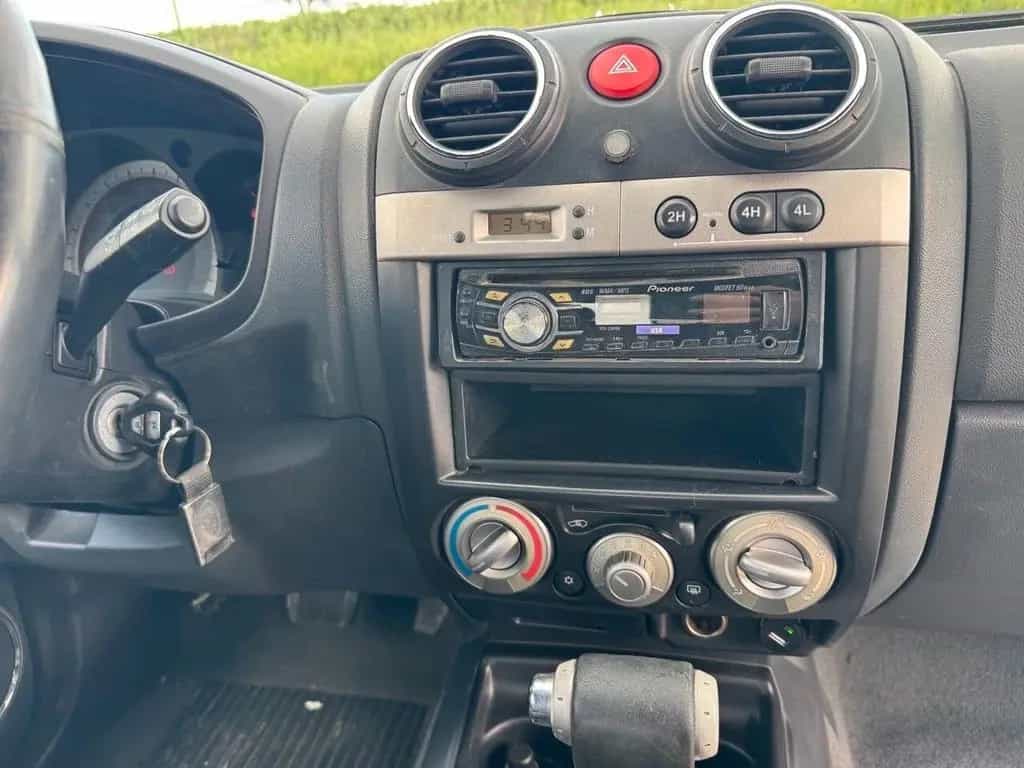 Isuzu D-Max 3.0 TD cat Space Cab 4WD Pick-up LS 05/2011-photo-10