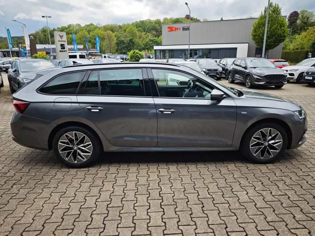 Skoda Octavia Combi Ambition 116PS NAVI+AHK+SHZ+LED+ 04/2023-photo-2