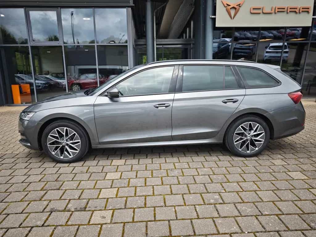 Skoda Octavia Combi Ambition 116PS NAVI+AHK+SHZ+LED+ 04/2023-photo-6