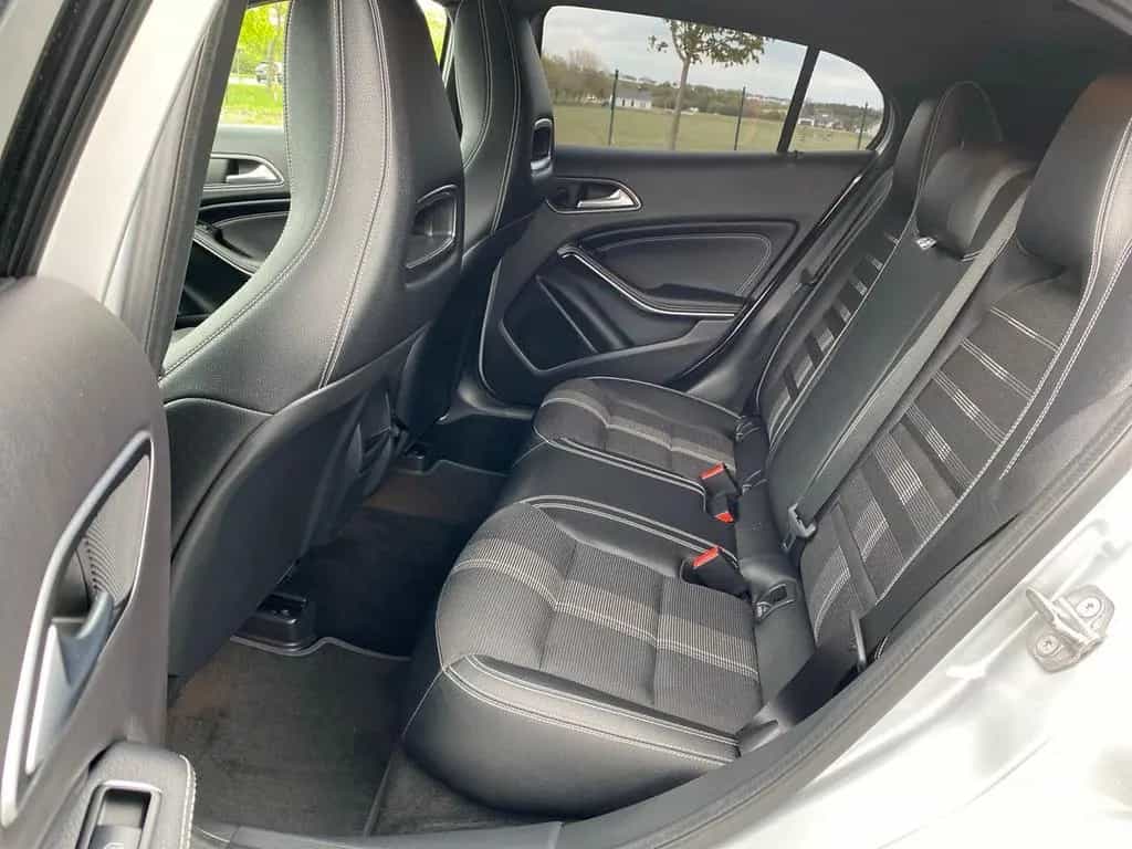 Mercedes-Benz GLA 180 Urban LED+NAVI+KAMERA+SHZ+DAB+KLIMA 10/2019-photo-10