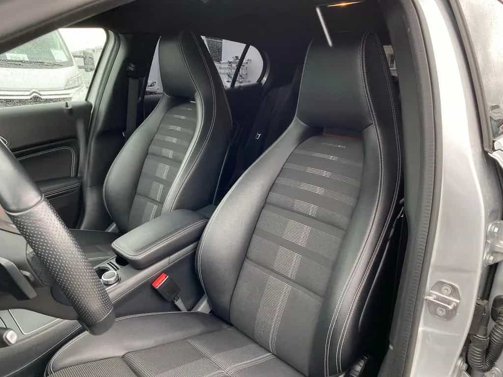 Mercedes-Benz GLA 180 Urban LED+NAVI+KAMERA+SHZ+DAB+KLIMA 10/2019-photo-28