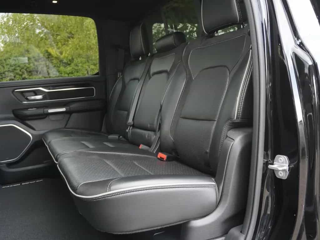 Dodge RAM 1500 HEMI 5.7 L V8 | 4x4 | LARAMIE | HARDTOP 10/2019-photo-14