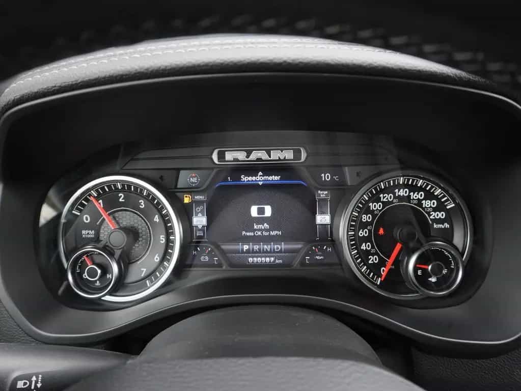 Dodge RAM 1500 HEMI 5.7 L V8 | 4x4 | LARAMIE | HARDTOP 10/2019-photo-9