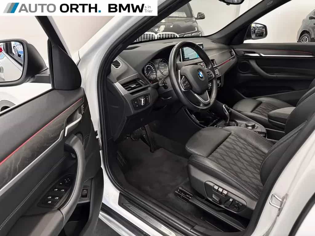 BMW X1 xDrive25i AUT. X-LINE NAVI+ HUD PANO KAMERA 05/2018-photo-10