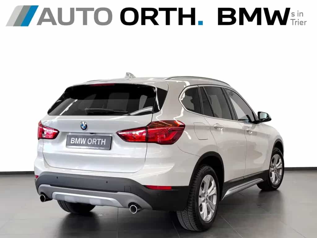 BMW X1 xDrive25i AUT. X-LINE NAVI+ HUD PANO KAMERA 05/2018-photo-5