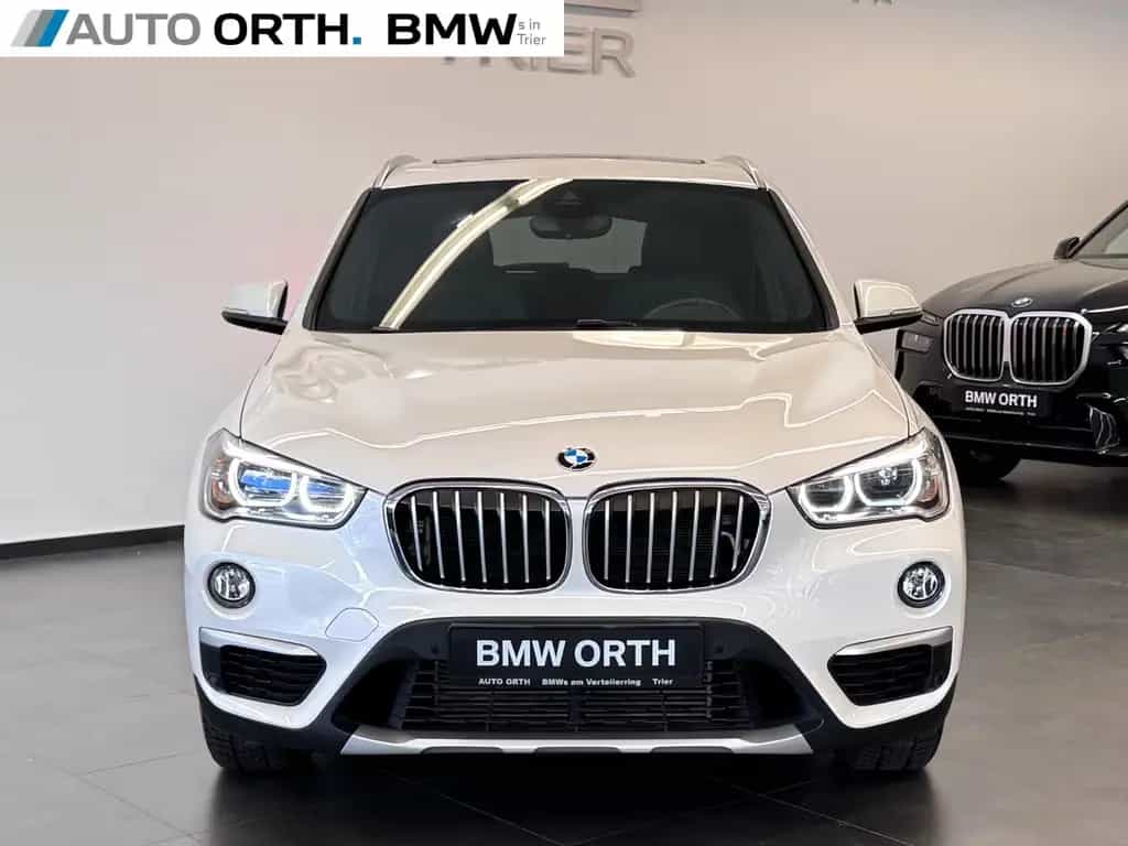 BMW X1 xDrive25i AUT. X-LINE NAVI+ HUD PANO KAMERA 05/2018-photo-7