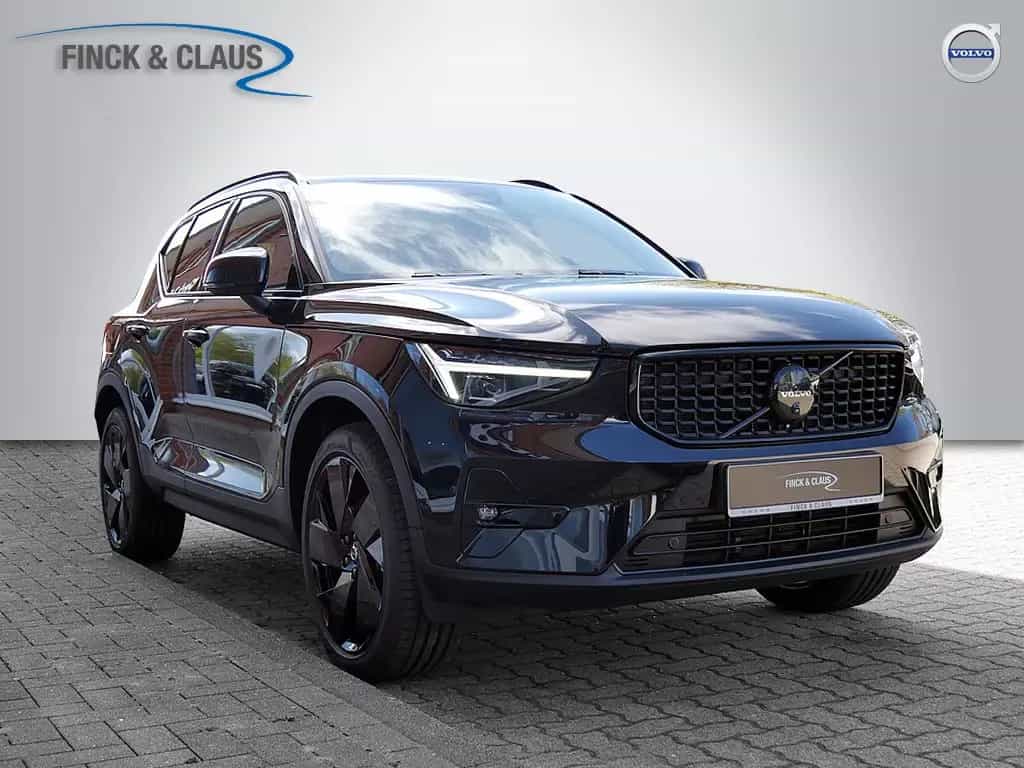 Volvo XC40 B4 Ultra Black Edition 08/2025-photo-2