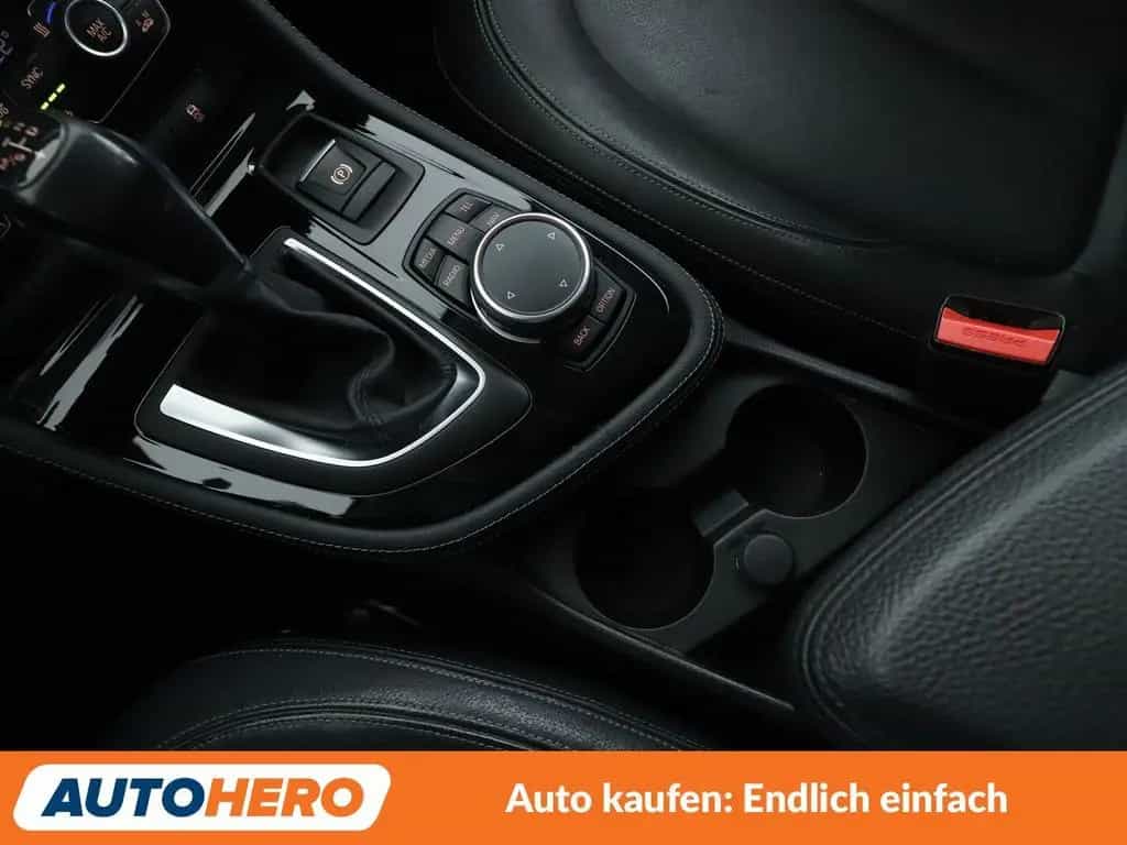BMW 2 Series 218d Active Tourer Luxury Line Aut.*NAVI* 08/2015-photo-23