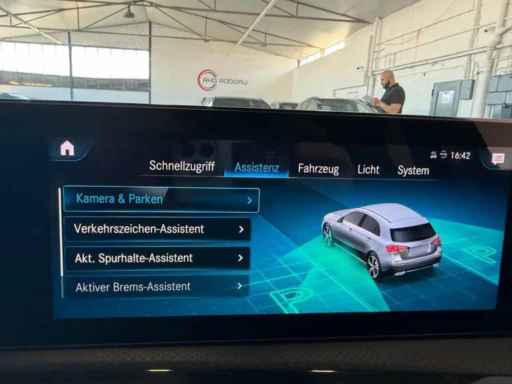 Mercedes-Benz A-Class 200 A A 200 12/2021-photo-25