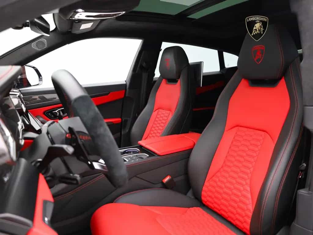 Lamborghini Urus MY21 04/2021-photo-17