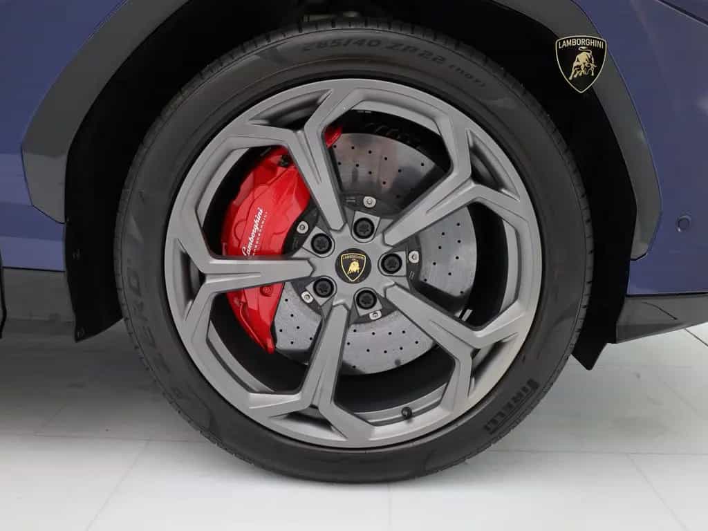 Lamborghini Urus MY21 04/2021-photo-6