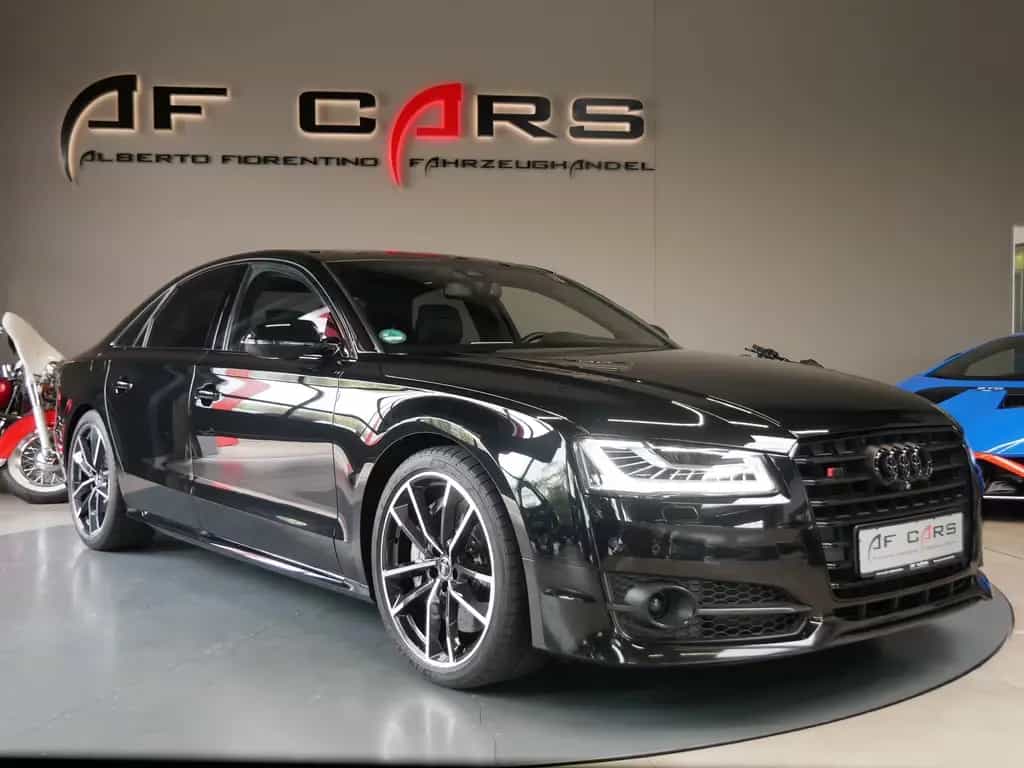 Audi S8 4.0 TFSI quattro plus HUD Sport Abgas 11/2017-photo-1