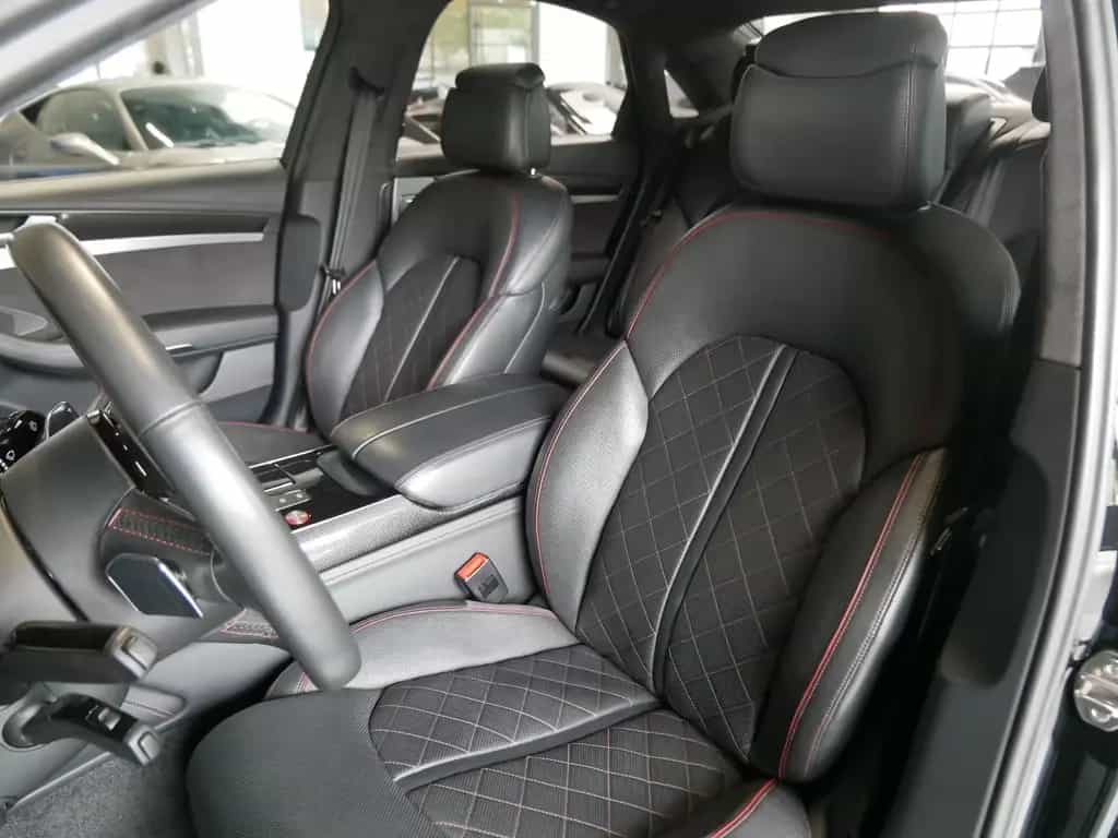 Audi S8 4.0 TFSI quattro plus HUD Sport Abgas 11/2017-photo-11