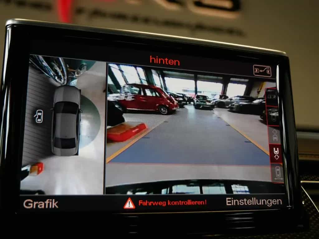 Audi S8 4.0 TFSI quattro plus HUD Sport Abgas 11/2017-photo-18