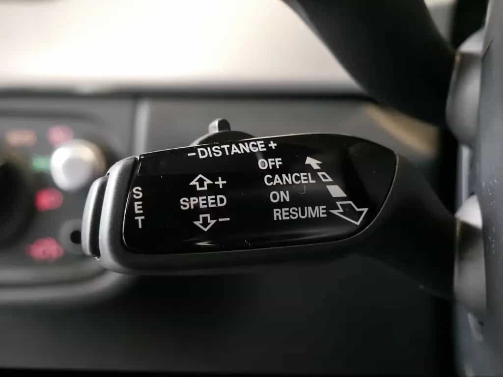 Audi S8 4.0 TFSI quattro plus HUD Sport Abgas 11/2017-photo-19