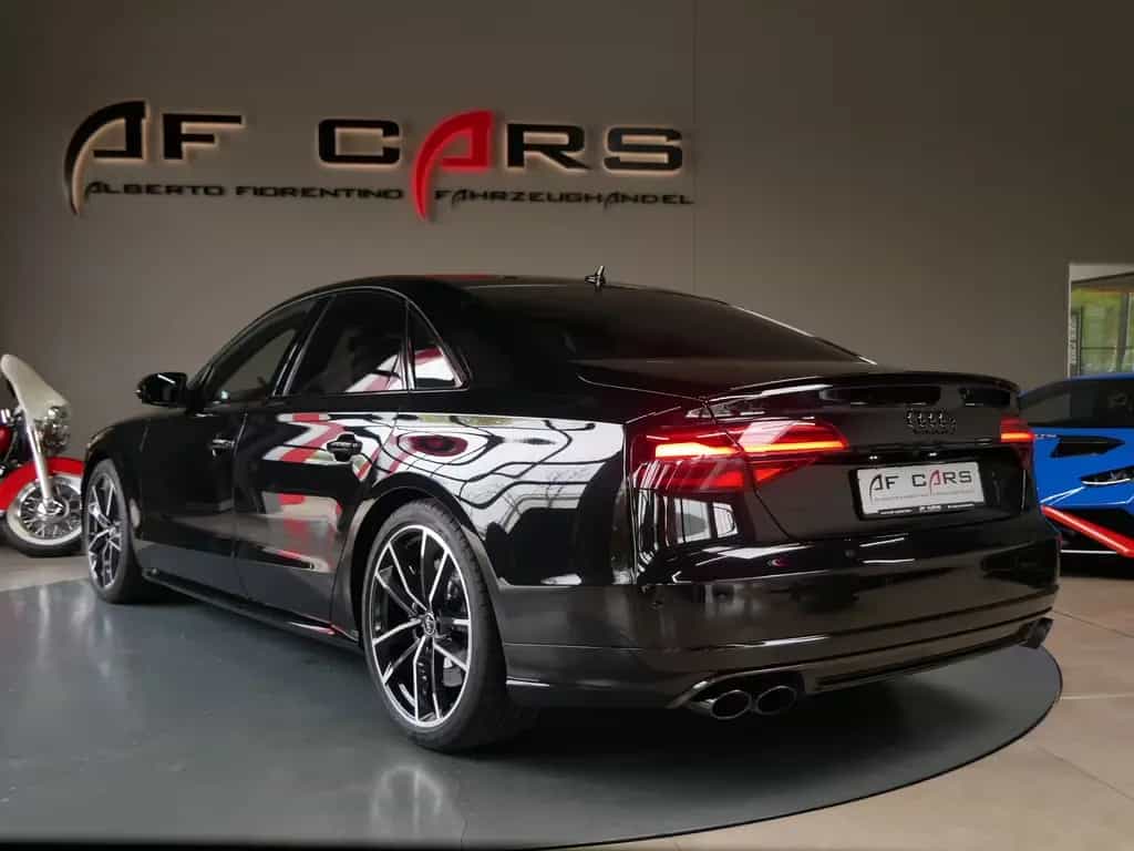 Audi S8 4.0 TFSI quattro plus HUD Sport Abgas 11/2017-photo-2