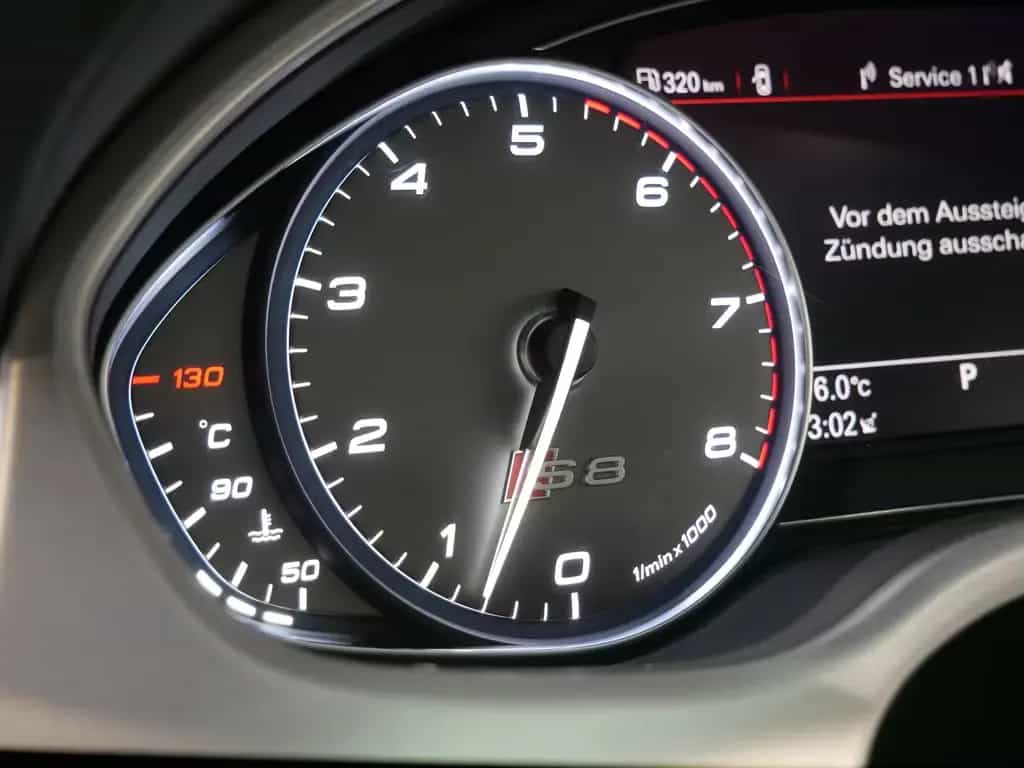 Audi S8 4.0 TFSI quattro plus HUD Sport Abgas 11/2017-photo-25