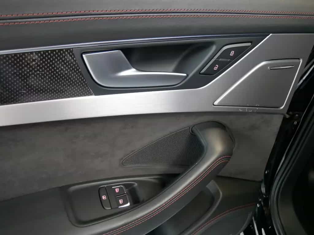 Audi S8 4.0 TFSI quattro plus HUD Sport Abgas 11/2017-photo-9