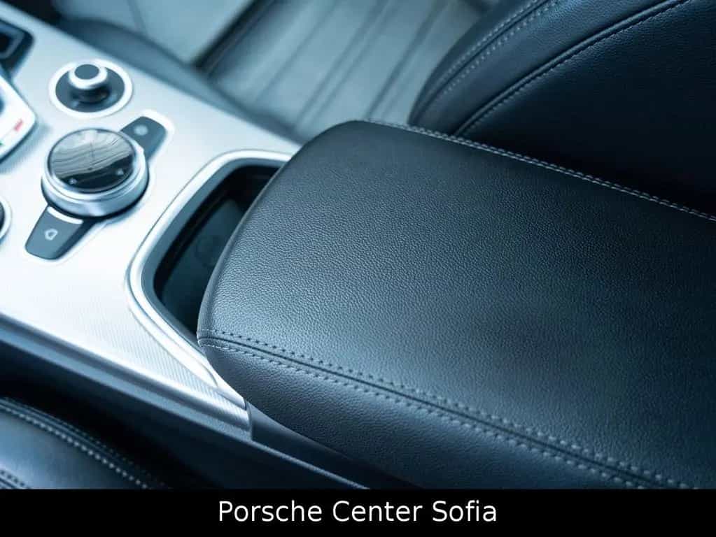 Alfa Romeo Stelvio Veloce Q4 07/2022-photo-13