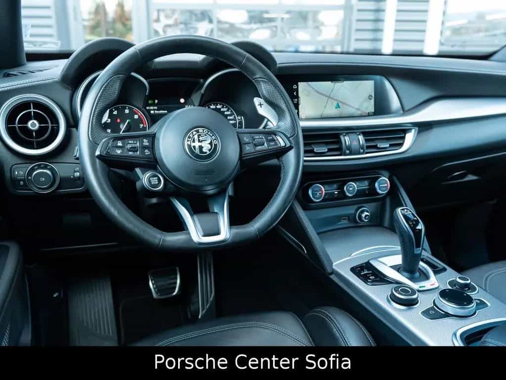 Alfa Romeo Stelvio Veloce Q4 07/2022-photo-5