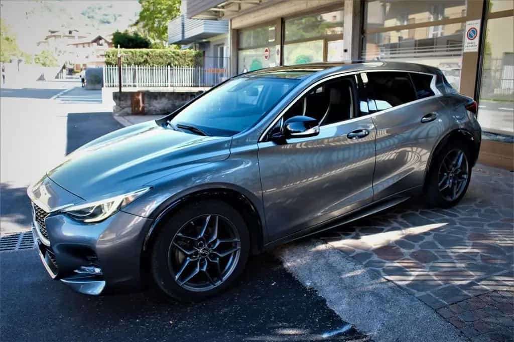 Infiniti Q30 2.2 diesel DCT AWD Sport 06/2016-photo-2