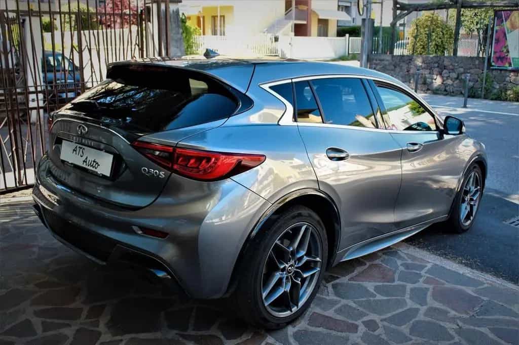 Infiniti Q30 2.2 diesel DCT AWD Sport 06/2016-photo-4