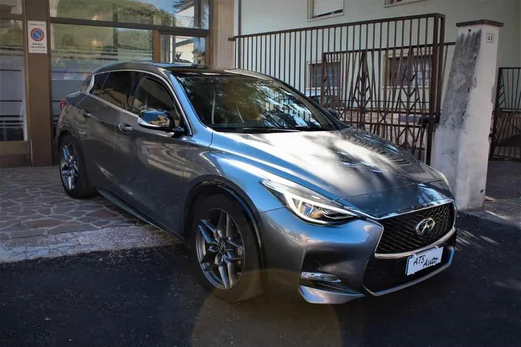 Infiniti Q30 2.2 diesel DCT AWD Sport 06/2016-photo-6