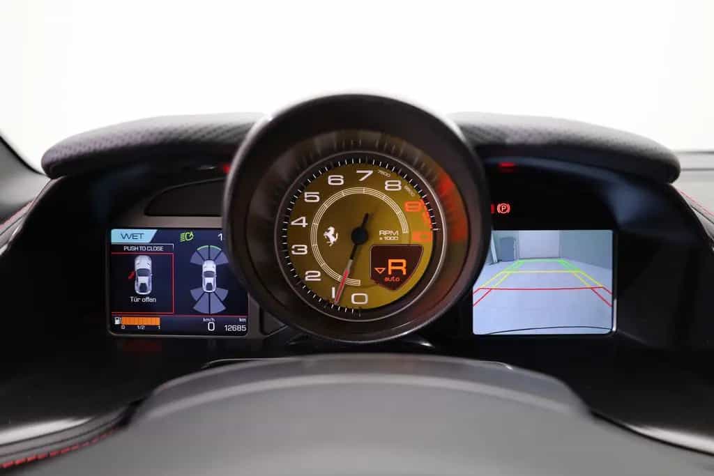 Ferrari 812 Superfast FULL CARBONFIBRE - FERRARI HAMBURG 08/2020-photo-17