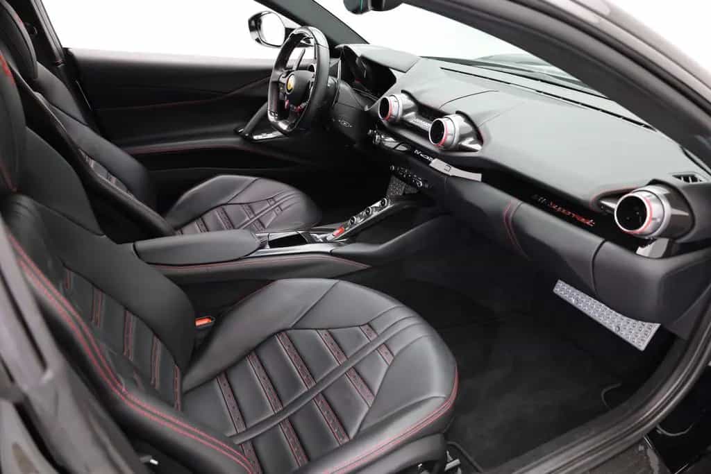Ferrari 812 Superfast FULL CARBONFIBRE - FERRARI HAMBURG 08/2020-photo-19