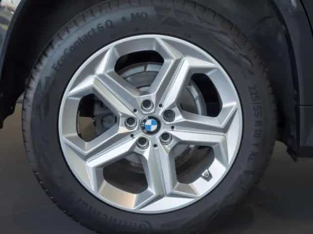 BMW X1 sDrive18i LCI Widescreen Adapt.LED+SHZ+RFK 02/2023-photo-4