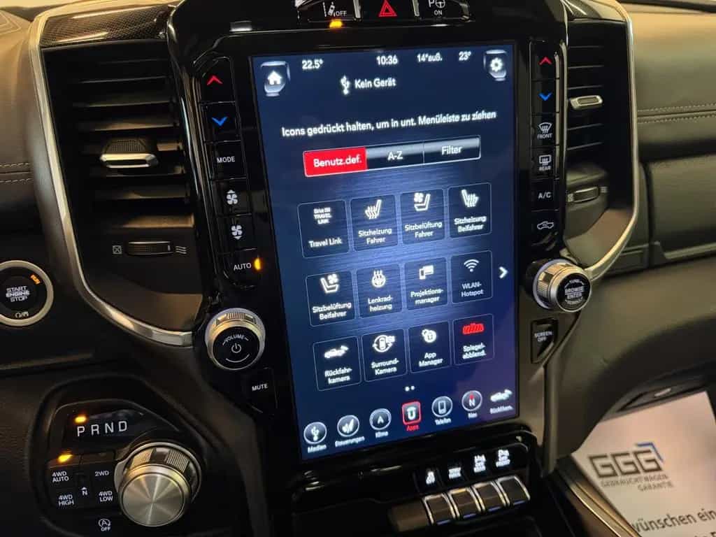 Dodge RAM 1500 5.7 Laramie / 4x4 / HUD / Pano / 360° 07/2021-photo-21