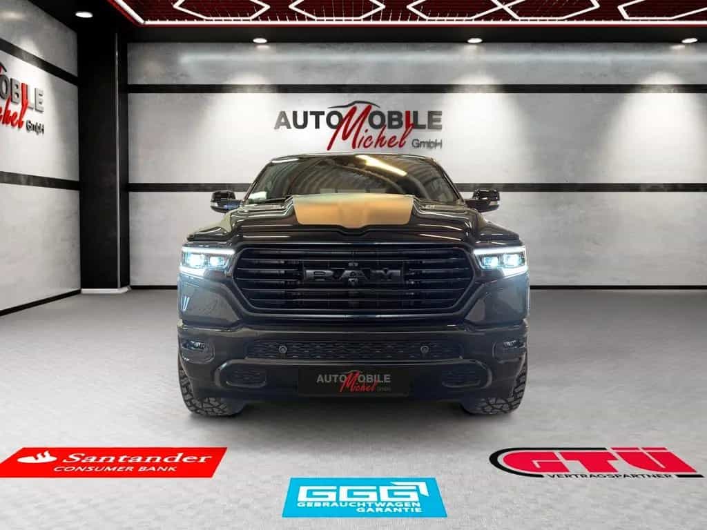 Dodge RAM 1500 5.7 Laramie / 4x4 / HUD / Pano / 360° 07/2021-photo-8
