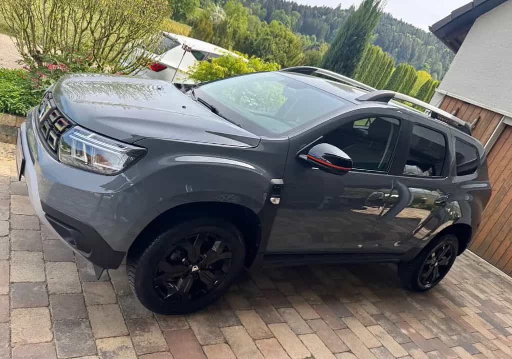 Dacia Duster II Extreme 4WD - 150PS 03/2022-photo-2