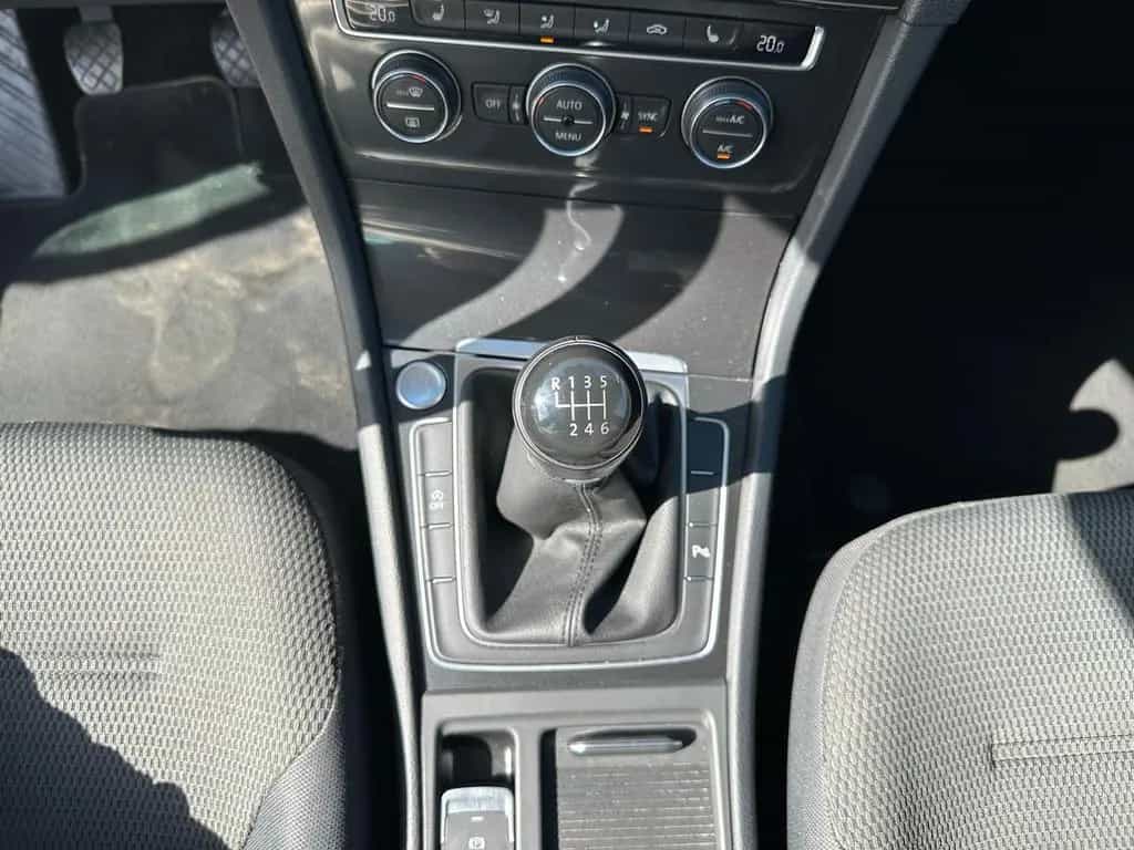Volkswagen Golf VII 1.0 TSI HU/AU Neu 02/2017-photo-13