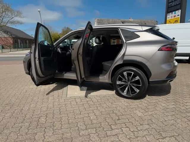 MG HS 1.5 T GDI 125 kW Luxury 11/2025-photo-10