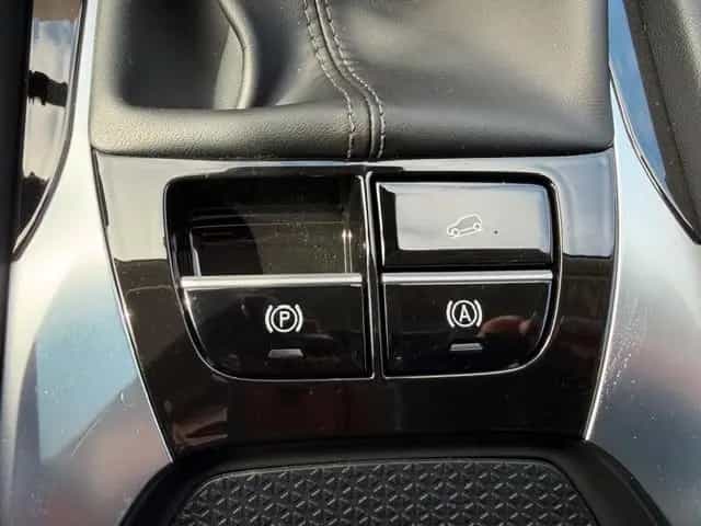 MG HS 1.5 T GDI 125 kW Luxury 11/2025-photo-18