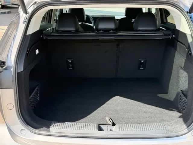 MG HS 1.5 T GDI 125 kW Luxury 11/2025-photo-6