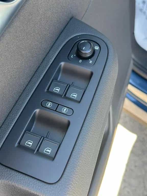 Volkswagen Sharan 7-Sitzer Wenig Kilometer Top Zustand 06/2017-photo-14