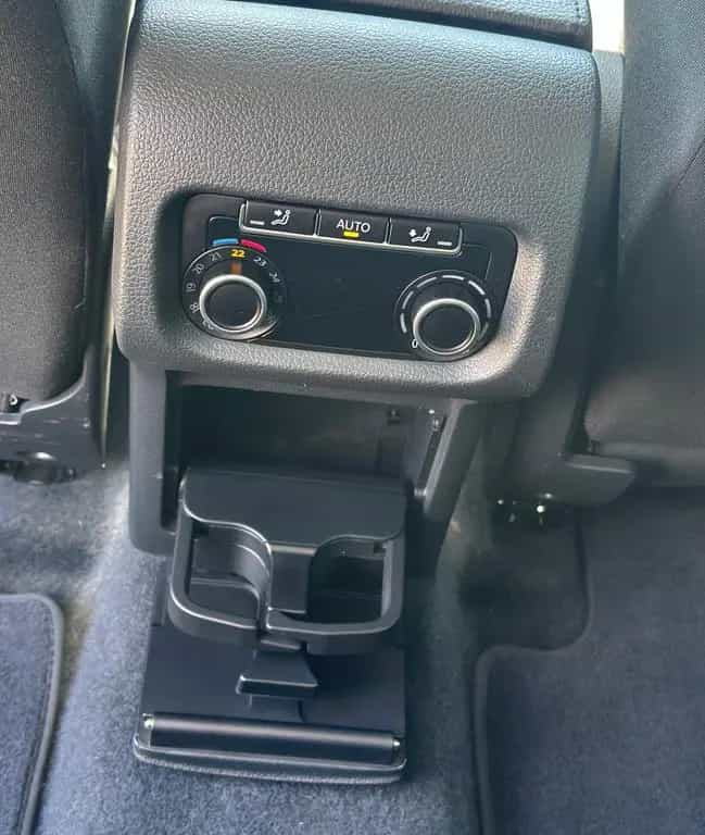 Volkswagen Sharan 7-Sitzer Wenig Kilometer Top Zustand 06/2017-photo-24