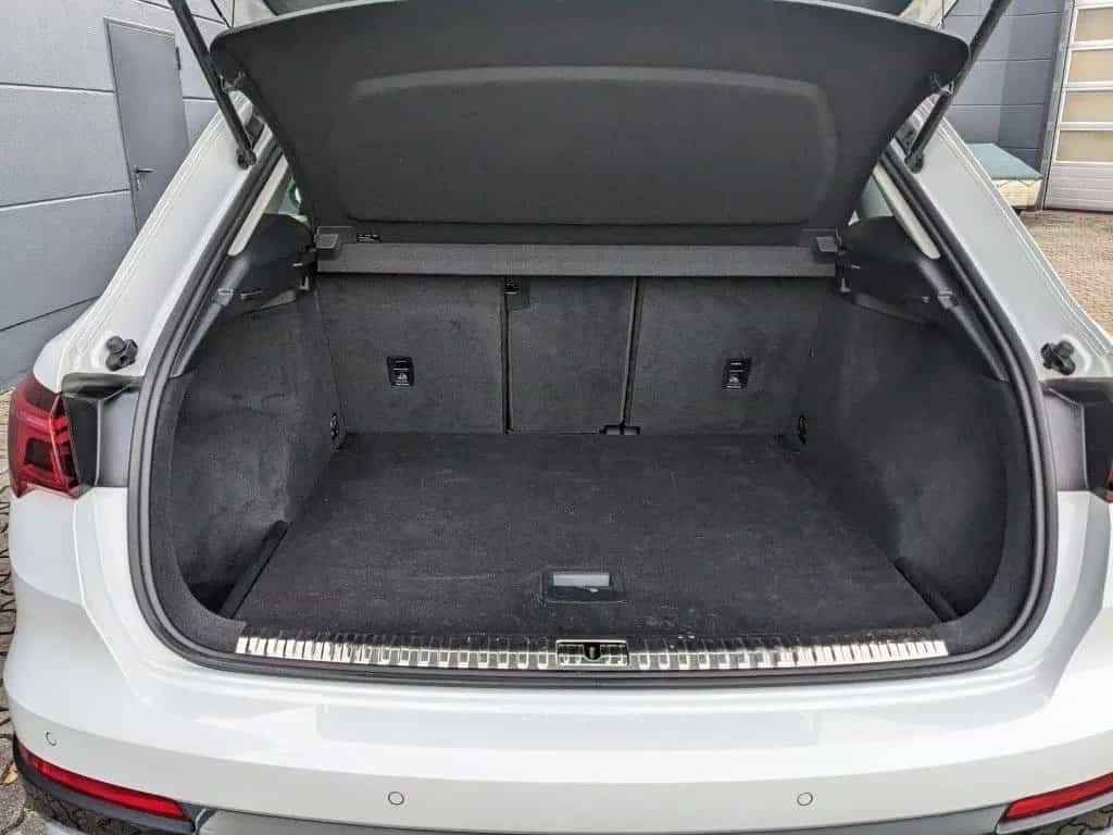 Audi Q3 2.0l TFSI Quattro Advanced Pano Matrix-LED 04/2019-photo-23