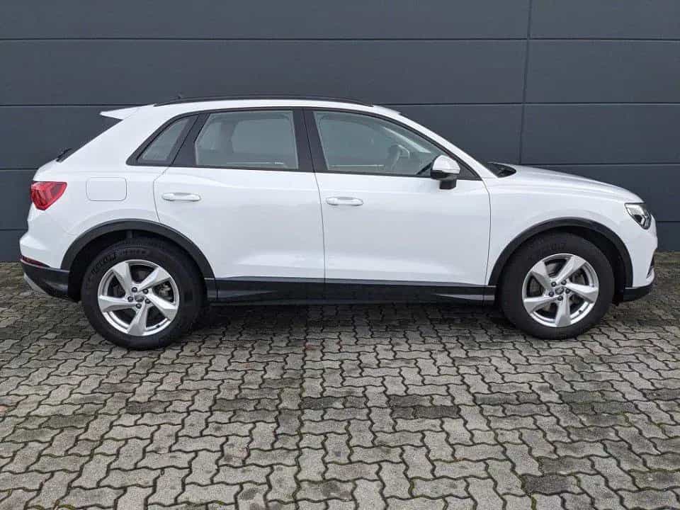 Audi Q3 2.0l TFSI Quattro Advanced Pano Matrix-LED 04/2019-photo-4